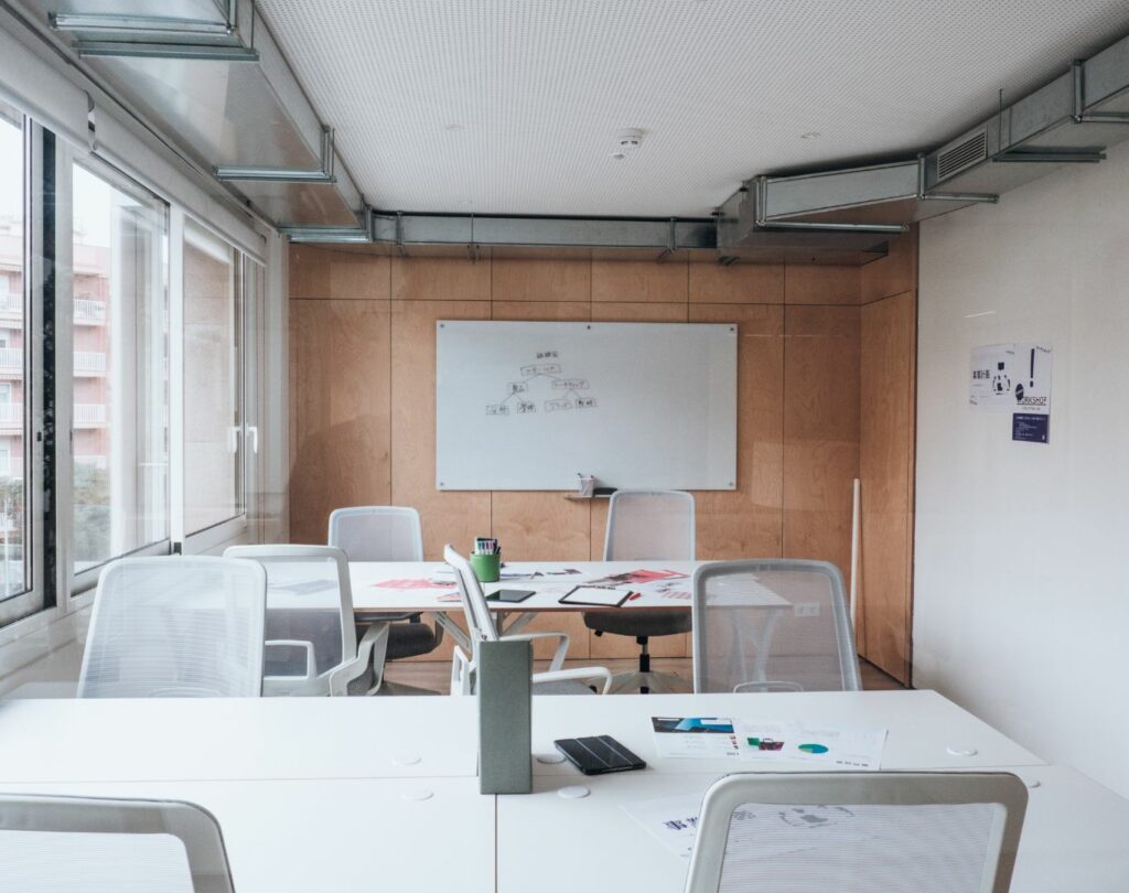 Trusted recurring commercial cleaning services in Evans, CO for clean and well-maintained workplaces